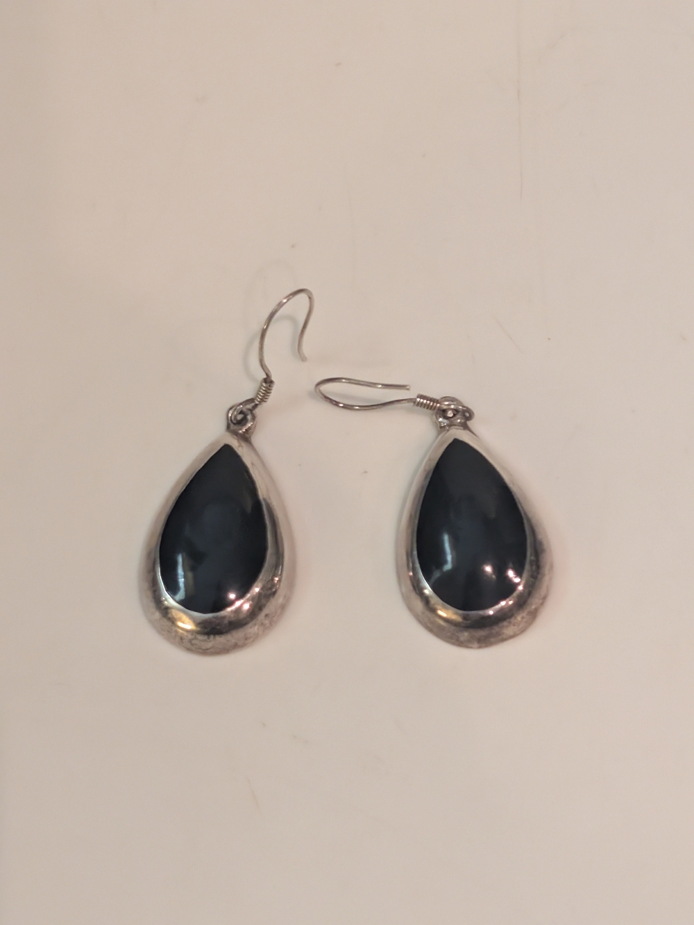 Vintage .925 Mexico Stamped .925 Black Onyx Teardrop Earrings!